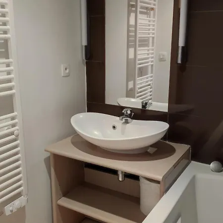 Duplex T3 Avec Terrasse, Parking Et Wifi A - Fr-1-165b-5 Apartment